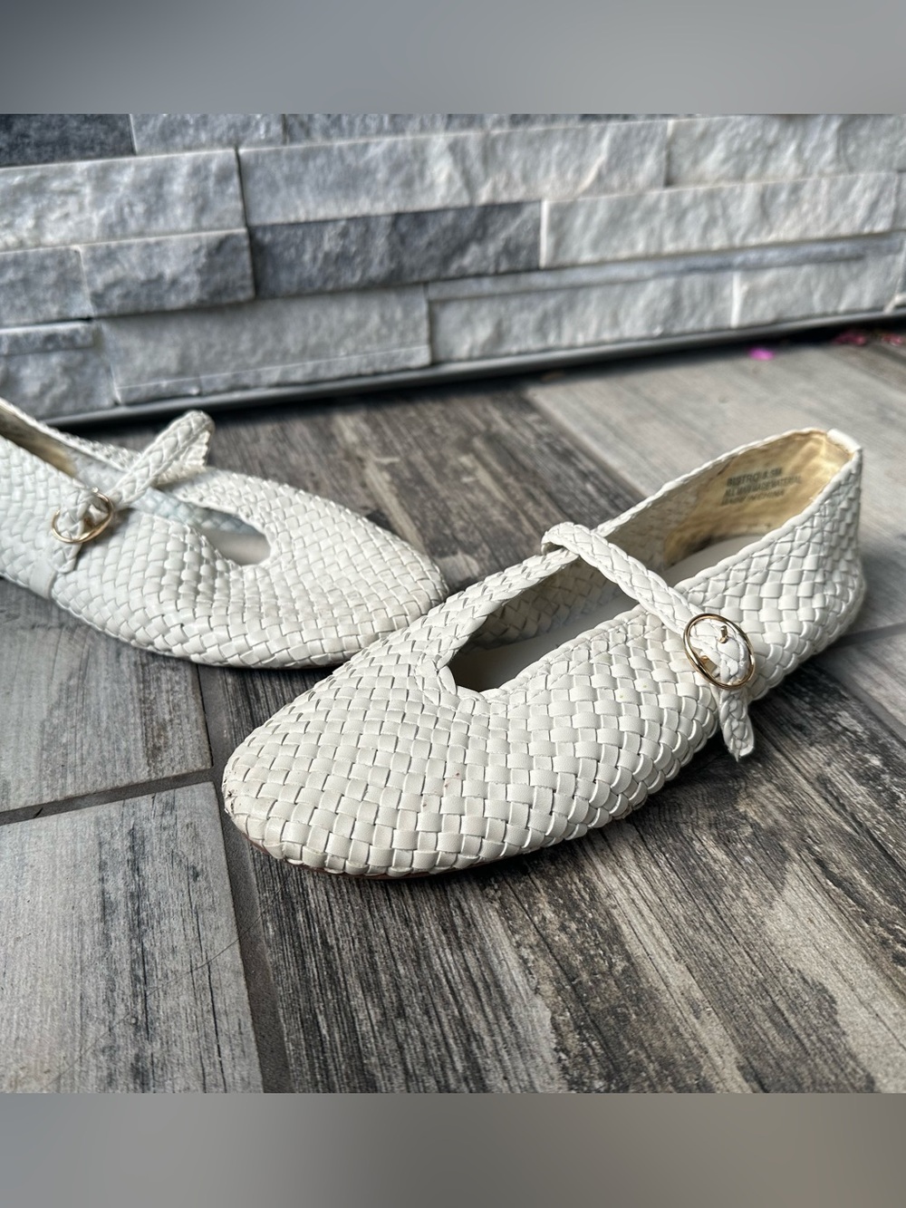 House of Harlow 1960 Cream Woven Women's ballet flats. Very trendy. Size 8.5 - Picture 4 of 10